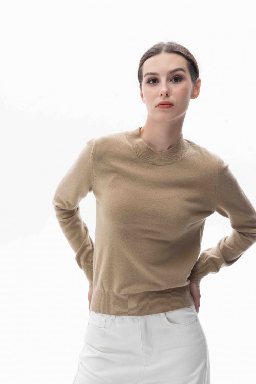 Minimalist Crewneck Camel